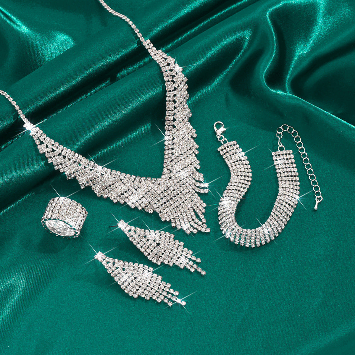 Dramatic and high-value. Using the word "Suite" makes it sound like a professional collection from a high-end jeweler, increasing the perceived value of the set.