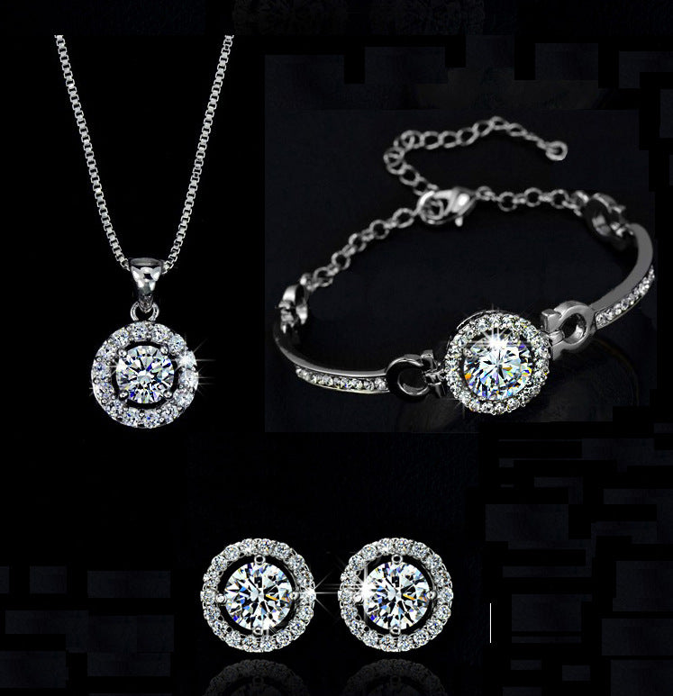 Elegant Jewelry Set – Matching Necklace & Earrings