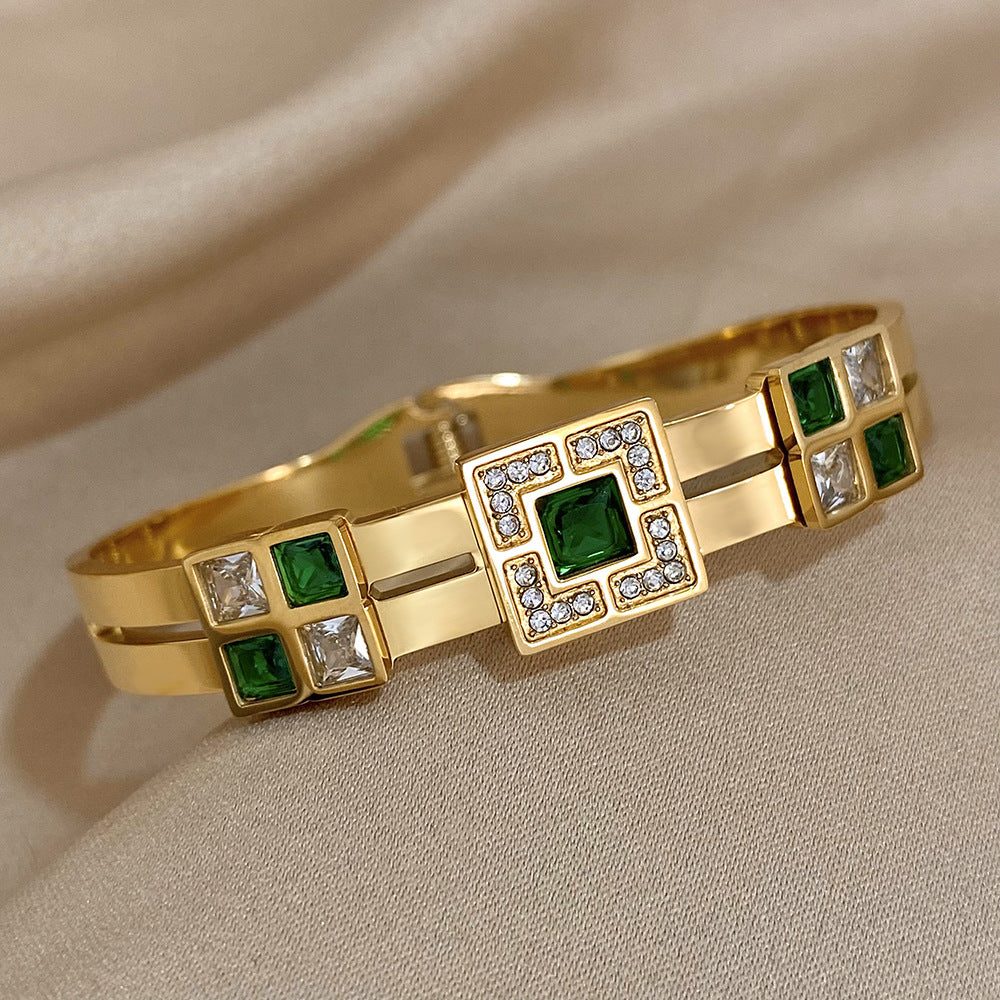 Niche Designer Fashion Jewelry For Women