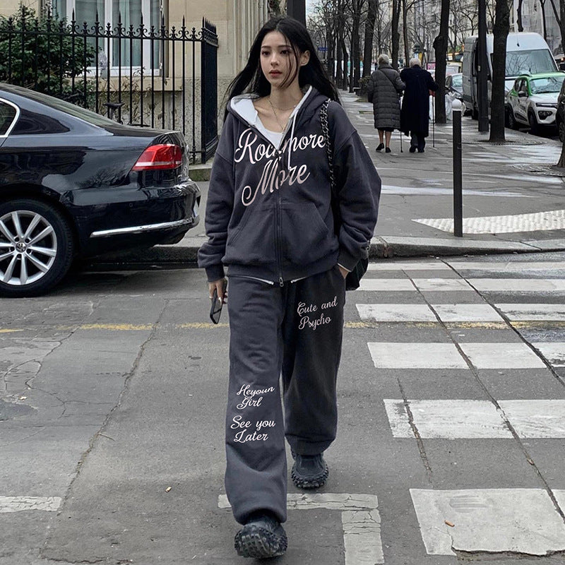 Women’s Casual Sweatshirt Outfit – Basic Everyday Style